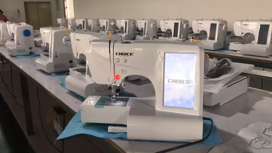 Kreatek GC-ES5 Sew & Embroiderymachine, by Choice